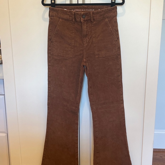 American Eagle size 4 brown corduroy pants like new - Picture 1 of 8